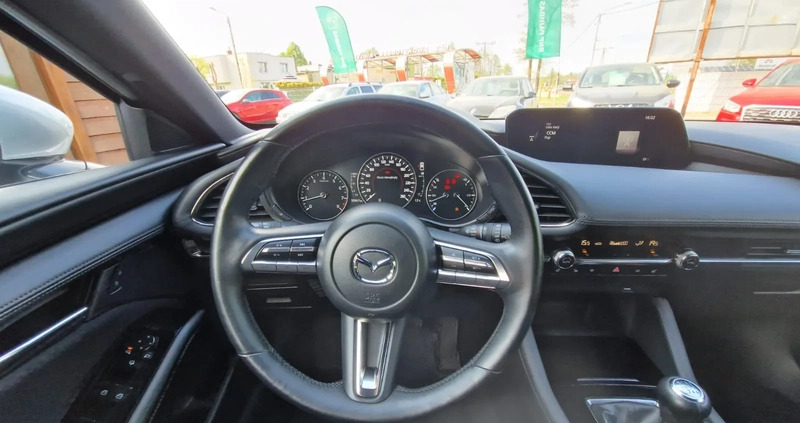 Mazda 3 cena 73900 przebieg: 59000, rok produkcji 2019 z Pakość małe 436